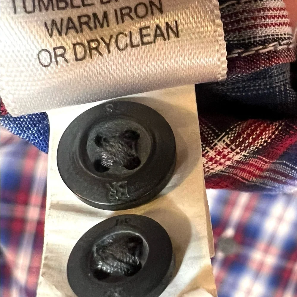 Banana Republic casual button